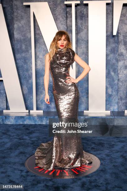 Suki Waterhouse attends the 2023 Vanity Fair Oscar Party Hosted By Radhika Jones at Wallis Annenberg Center for the Performing Arts on March 12, 2023...