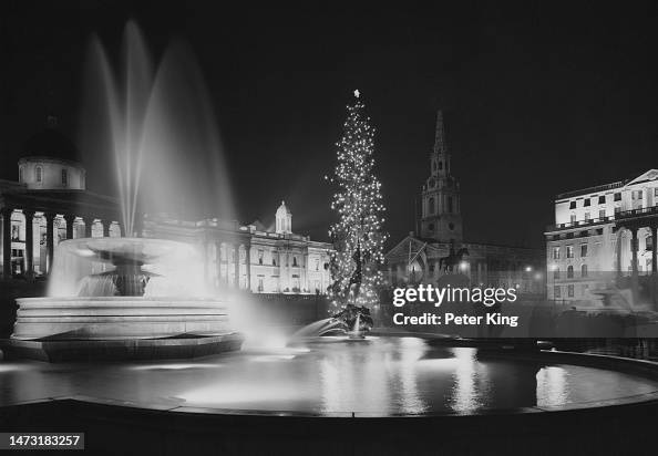 Trafalgar Square At Night Trafalgar Square At Night