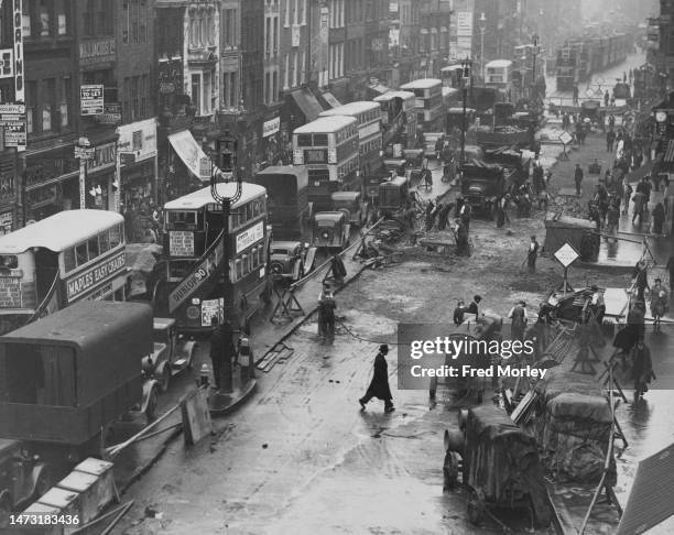 Causing Congestion Photos and Premium High Res Pictures - Getty Images