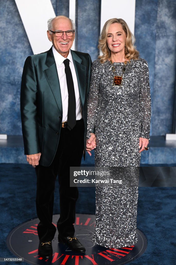 Jimmy Buffett and Jane Slagsvol attends the 2023 Vanity Fair Oscar ...