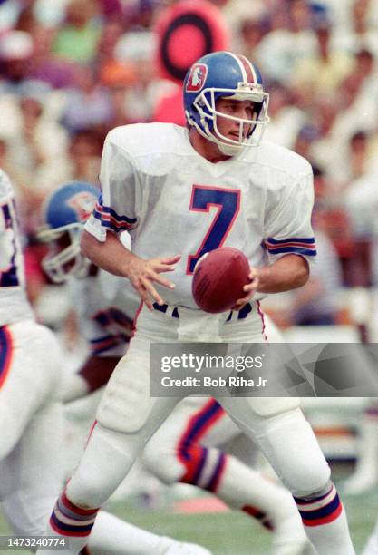 Denver Broncos Quarterback John Elway game action against the Los Angeles Rams, September 8, 1985 in Los Angeles, California.