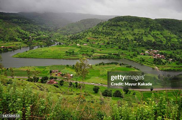 monsoon in india - maharashtra stock pictures, royalty-free photos & images