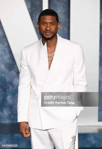 Usher attends the 2023 Vanity Fair Oscar Party hosted by Radhika Jones at Wallis Annenberg Center for the Performing Arts on March 12, 2023 in...