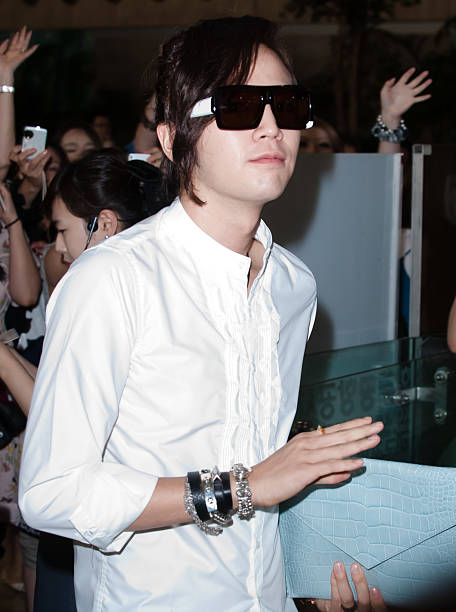 KOR: Jang Keun-Suk Sighting At Gimpo International Airport