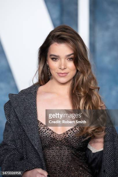 Hailee Steinfeld attends the 2023 Vanity Fair Oscar Party hosted by Radhika Jones at Wallis Annenberg Center for the Performing Arts on March 12,...