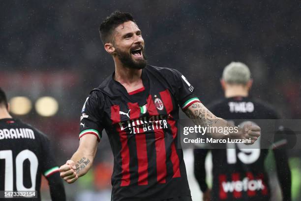 Olivier Giroud of AC Milan celebrates after scoring the team's first goal during the Serie A match between AC Milan and Salernitana at Stadio...