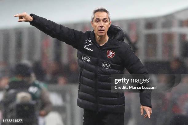 Paulo Sousa, Manager of Salernitana, gives the team instructions during the Serie A match between AC Milan and Salernitana at Stadio Giuseppe Meazza...