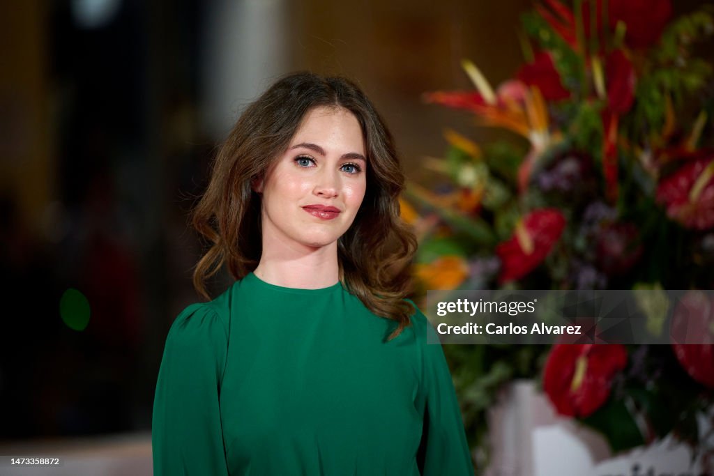 Actress Elena Tarrats attends the 'Una Vida No Tan Simple' premiere