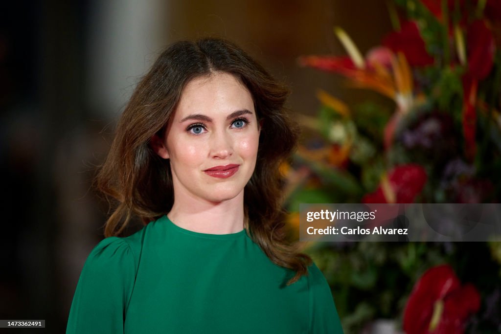 Actress Elena Tarrats attends the 'Una Vida No Tan Simple' premiere