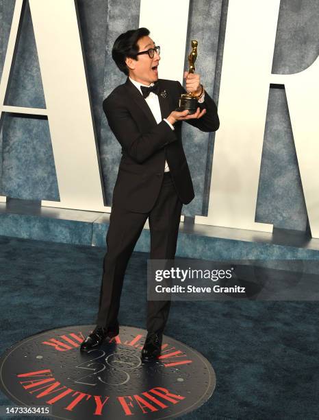 Ke Huy Quan arrives at the Vanity Fair Oscar Party Hosted By Radhika Jones at Wallis Annenberg Center for the Performing Arts on March 12, 2023 in...