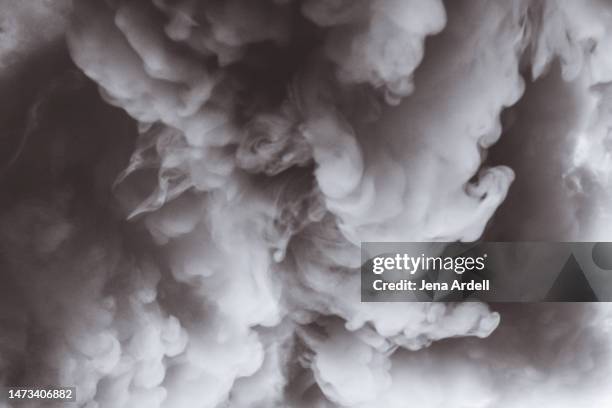 smoke background, smoking or vaping, pollution concept for bad air quality - smoke photos et images de collection