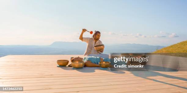 Man Ringing Gong 812 Loud Shirt Stock Photos, High-Res Pictures, and Images - Getty Images