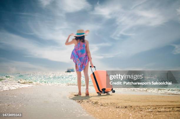 woman traveler enjoy on the sea - hot women on boats ストックフォトと画像