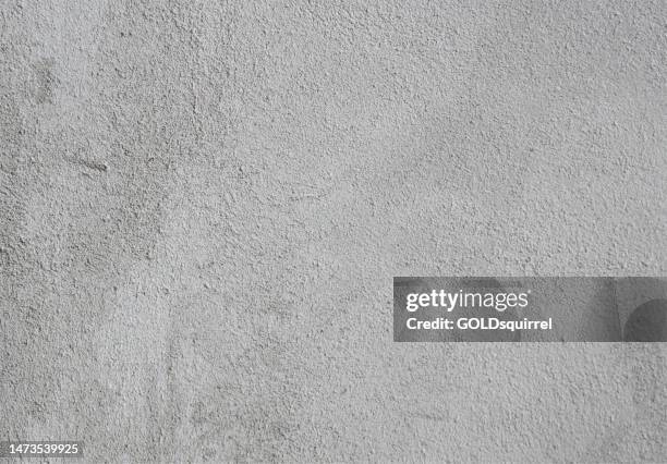 マクロの明るい灰色のコンクリート壁 – 粒子の粗い表面を持つ無地の背景 – 目に見える欠陥や汚れを持つ生の粗い石のテクスチャー – オリジナルの抽象的ベクターイラスト – ユニーク� - 起伏の多い地形点のイラスト素材／クリップアート素材／マンガ素材／アイコン素材