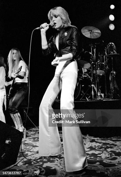 Singer Cherie Currie and bassist Lita Ford perform with the Runaways at the Starwood in West Hollywood, CA on September 13, 1976.