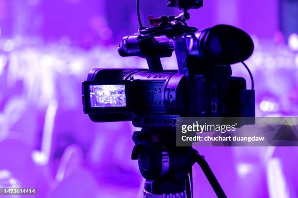 close-up of video camera - câmera de televisão - fotografias e filmes do acervo