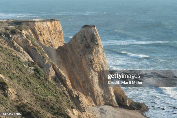 Uplifted Rock Photos and Premium High Res Pictures - Getty Images
