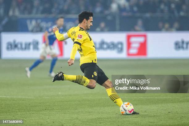 Mats Hummels of Dortmund kicks the ball during the Bundesliga match between FC Schalke 04 and Borussia Dortmund at Veltins-Arena on March 11, 2023 in...