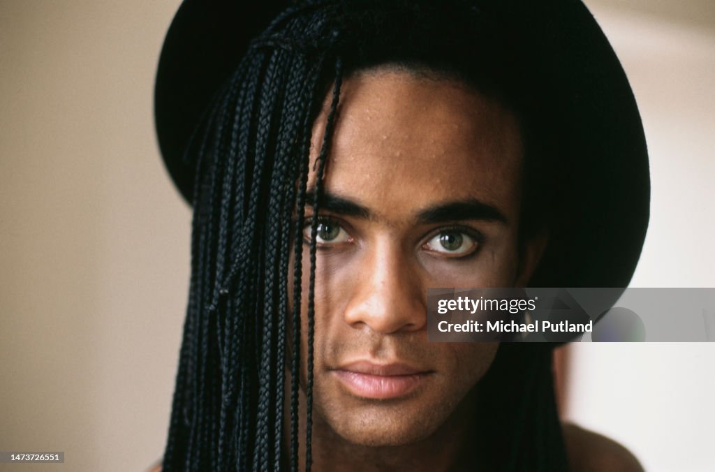 Singer Rob Singer Rob Pilatus of Franco-German R&B duo, Milli Vanilli, Gun... News ...