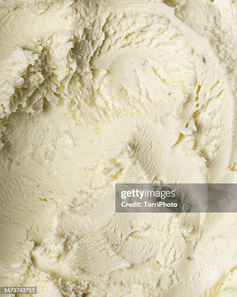 full frame texture background of white vanilla ice cream - gelato stock-fotos und bilder