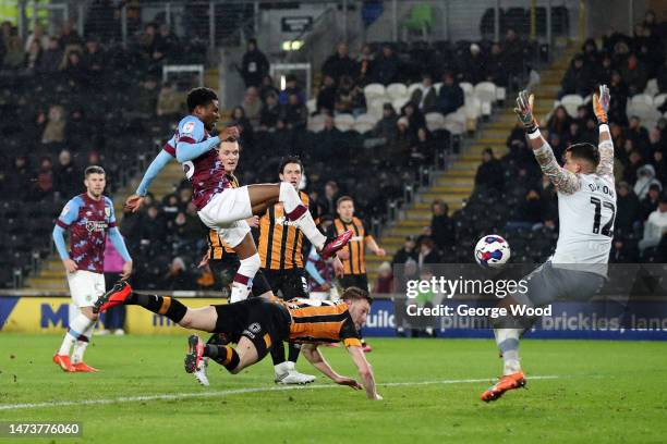 Nathan Tella of Burnley scores the team's second goal past Karl Darlow of Hull City during the Sky Bet Championship between Hull City and Burnley at...