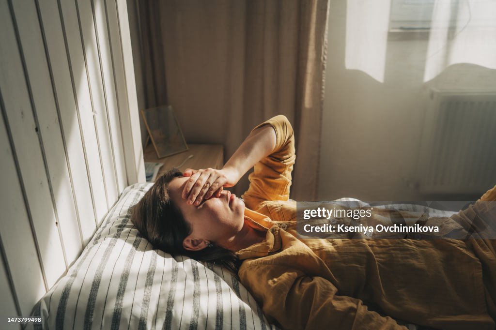 The depression woman sit on the floor