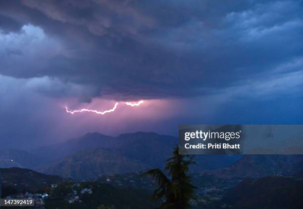 thundershower - priti bhatt stock pictures, royalty-free photos & images