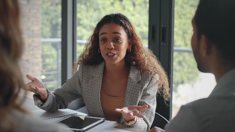 https://media.gettyimages.com/id/1474001778/video/clients-meeting-black-woman-and-tablet-for-business-proposal-negotiation-strategy-or.jpg?b=1&s=640x640&k=20&c=e0uq-vGkKflcbaD5rfKWgSiQ5upvuyLZQ9KneZuiBr8=