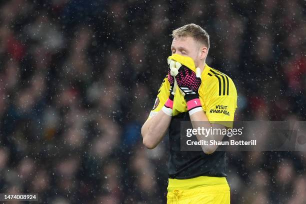 Aaron Ramsdale of Arsenal looks dejected after conceding their side's first goal scored by Pedro Goncalves of Sporting CP during the UEFA Europa...