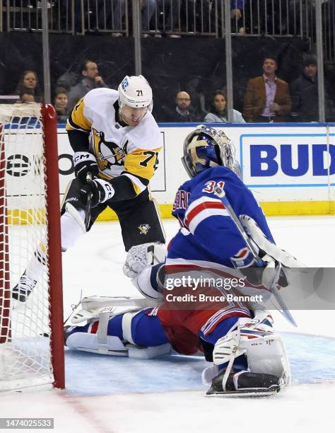 Evgeni Malkin of the Pittsburgh Penguins misses a first period attempt against Igor Shesterkin of the New York Rangers at Madison Square Garden on...