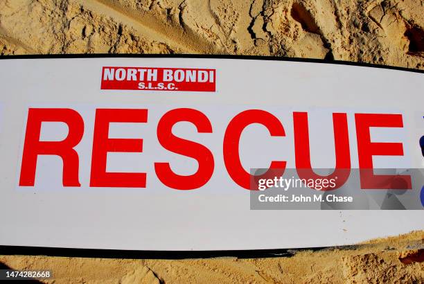 north bondi surf bathers life saving club surfboard, north bondi beach (australia) - surf rescue stock pictures, royalty-free photos & images