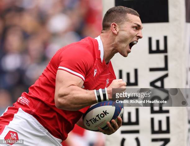 George North of Wales celebrates scoring their side's first try during the Six Nations Rugby match between France and Wales at Stade de France on...