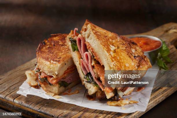 italian style grilled cheese sandwich - grillad sandwich bildbanksfoton och bilder