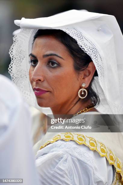 woman in traditional italian clothing named 'pacchiana' - traditional italian dress stock pictures, royalty-free photos & images