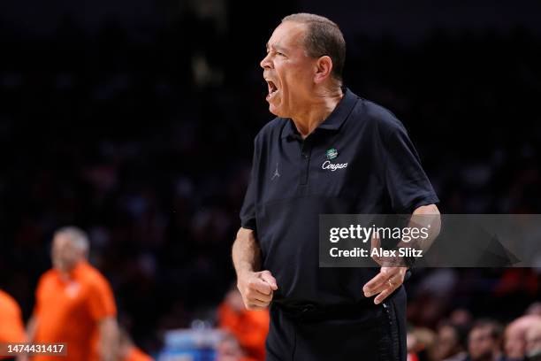 Head coach Kelvin Sampson of the Houston Cougars reacts during the first half against the Auburn Tigers in the second round of the NCAA Men's...