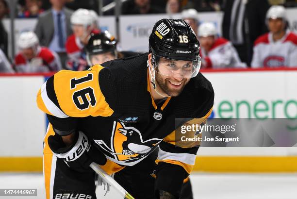 Jason Zucker of the Pittsburgh Penguins skates against the Montreal Canadiens at PPG PAINTS Arena on March 14, 2023 in Pittsburgh, Pennsylvania.