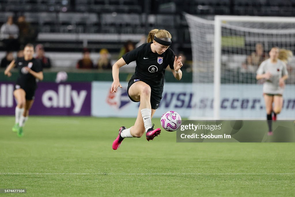 OL Reign v Portland Thorns FC
