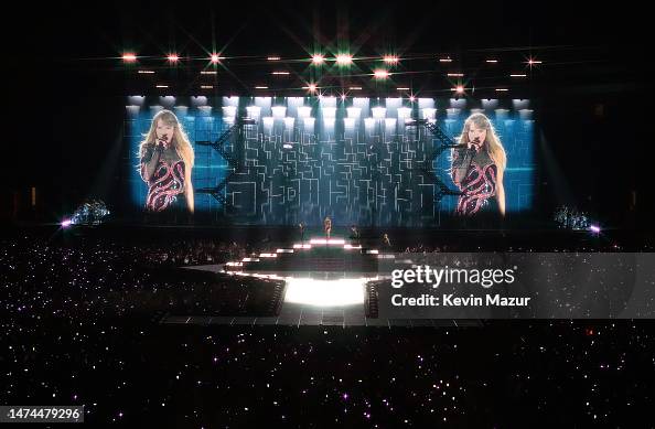 Taylor Swift | The Eras Tour - Second Night Taylor Swift | The Eras Tour - Second Night