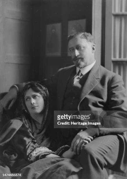 Singer, Paris E., Mr., and Isadora Duncan, portrait photograph, 1916 Sept. 30. Creator: Arnold Genthe.