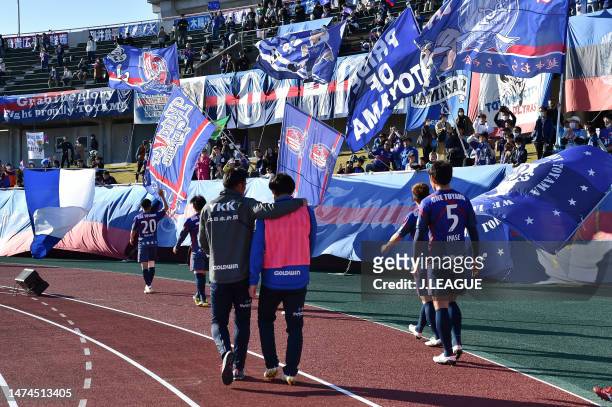 Kataller Toyama players applaud fans after the J.LEAGUE Meiji Yasuda J3 3rd Sec. Match between Kataller Toyama and Giravanz Kitakyushu at Toyama...