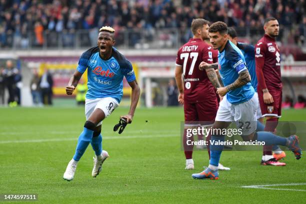 Victor Osimhen of SSC Napoli celebrates after scoring the team's first goal during the Serie A match between Torino FC and SSC Napoli at Stadio...