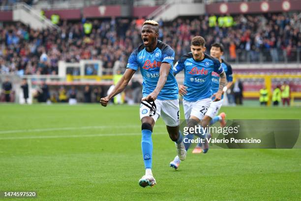 Victor Osimhen of SSC Napoli celebrates after scoring the team's first goal during the Serie A match between Torino FC and SSC Napoli at Stadio...