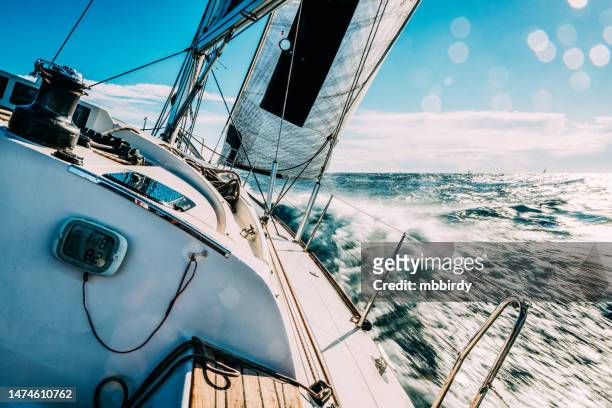 sailing with sailboat - jib imagens e fotografias de stock