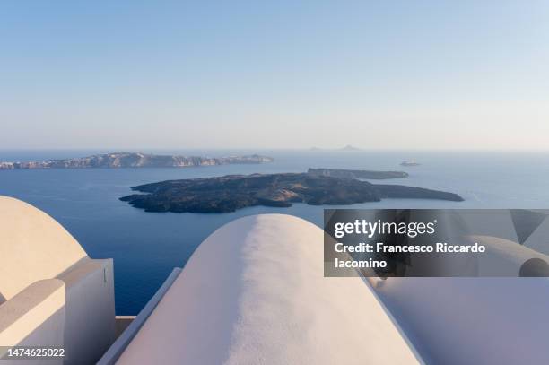 fira, santorini island, cyclades, greece. - ägäisches meer stock-fotos und bilder