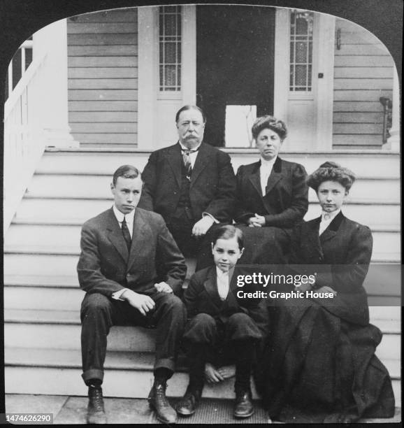 American politician William Howard Taft and his wife, Helen Herron Taft, with their children Robert A Taft, Charles Phelps Taft II, and Helen Taft,...