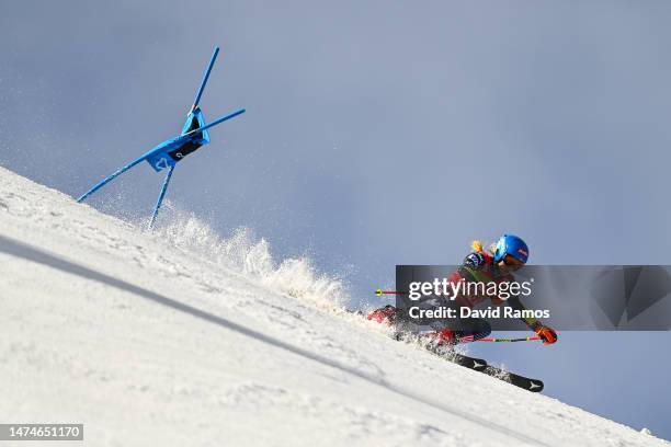 Mikaela Shiffrin of United States competes in her first run of Women's Giant Slalom at the Audi FIS Alpine Ski World Cup Finals on March 19, 2023 in...