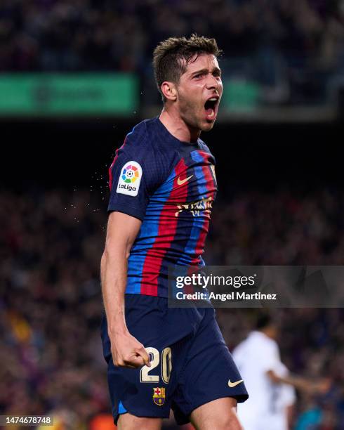 Sergi Roberto of FC Barcelona celebrates after scoring the team’s first goal during the LaLiga Santander match between FC Barcelona and Real Madrid...