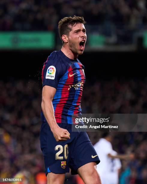 Sergi Roberto of FC Barcelona celebrates after scoring the team’s first goal during the LaLiga Santander match between FC Barcelona and Real Madrid...