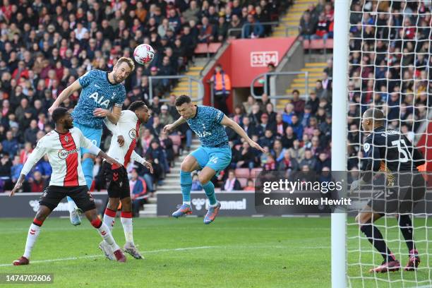 Harry Kane of Tottenham Hotspur heads his team's 2nd goal during the Premier League match between Southampton FC and Tottenham Hotspur at Friends...