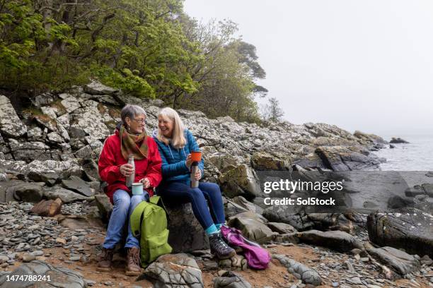 taking a break by the coast - dumfries and galloway stock pictures, royalty-free photos & images